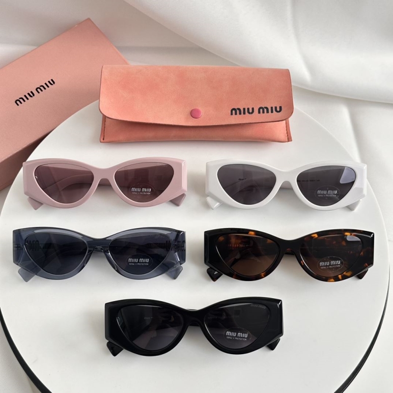 Miu miu Sunglasses